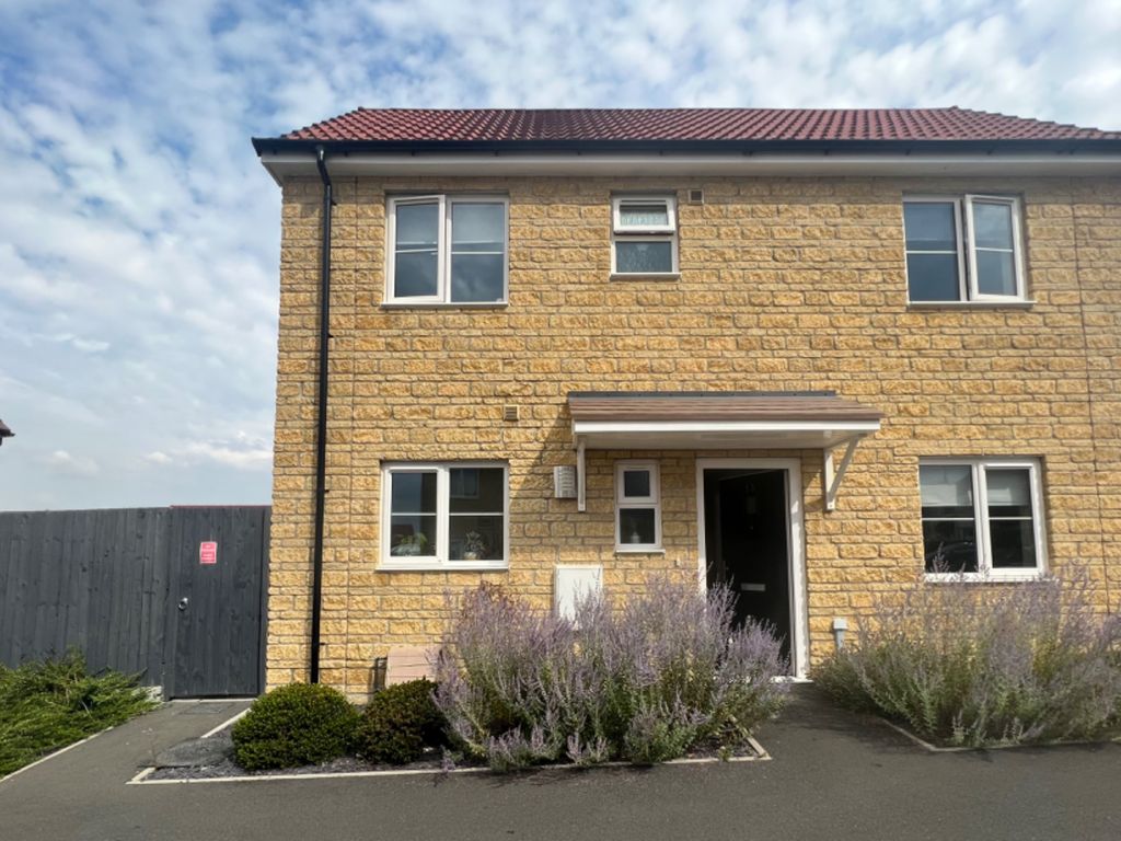 2 bed terraced house for sale in Clover Lane, Cricklade, Swindon SN6, £66,250
