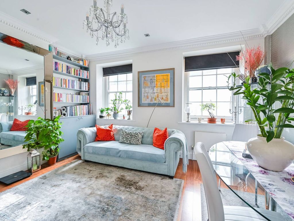 1 bed flat for sale in Hyde Park Gardens, Hyde Park Estate, London W2, £850,000