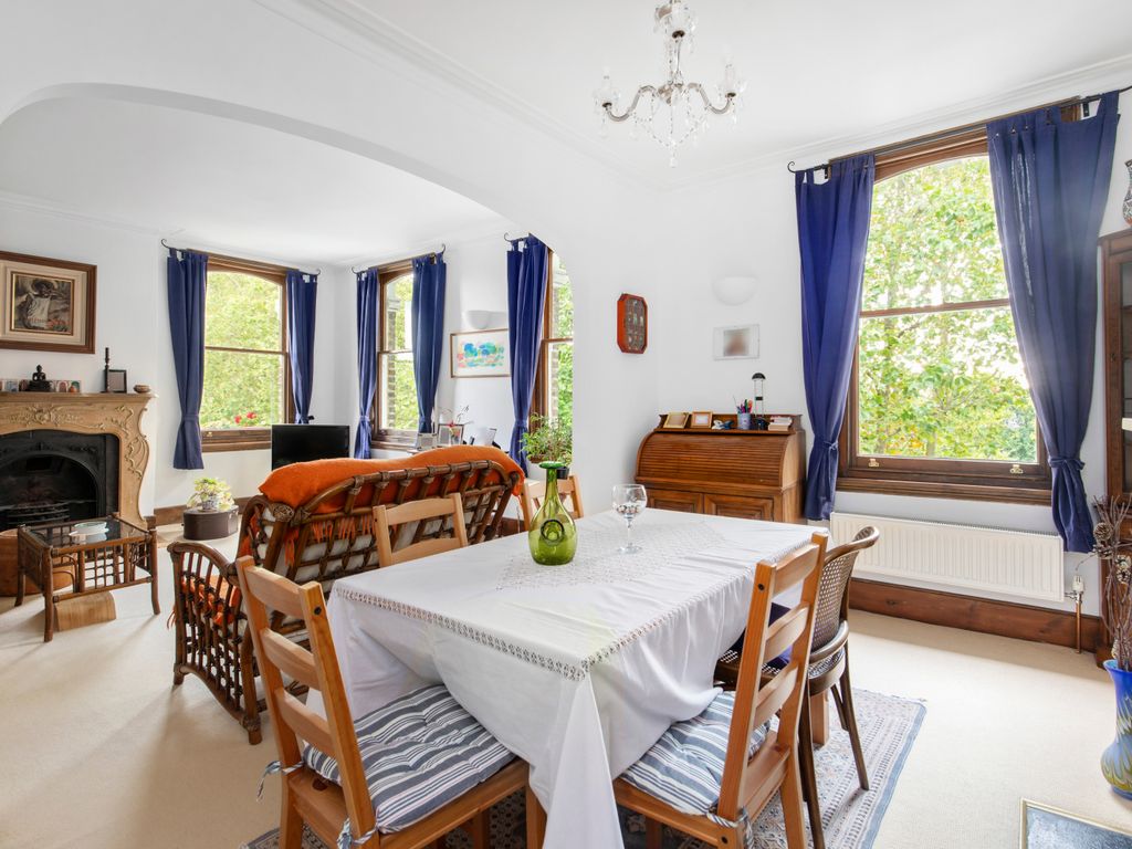4 bed flat for sale in Highbury New Park, London N5, £1,100,000