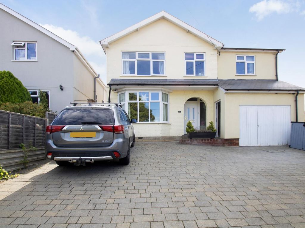 5 bed detached house for sale in Waldingfield Road, Sudbury CO10, £525,000