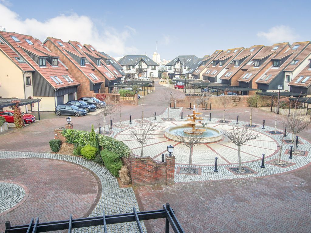 3 bed town house for sale in Astra Court, Hythe Marina Village, Hythe, Southampton SO45, £795,000