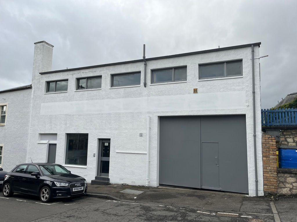 Industrial to let in 5-7 Sang Place, Kirkcaldy, Fife KY1, £38,500 pa