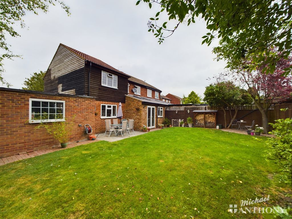 4 bed semi-detached house for sale in Lukes Lea, Marsworth, Tring HP23, £625,000