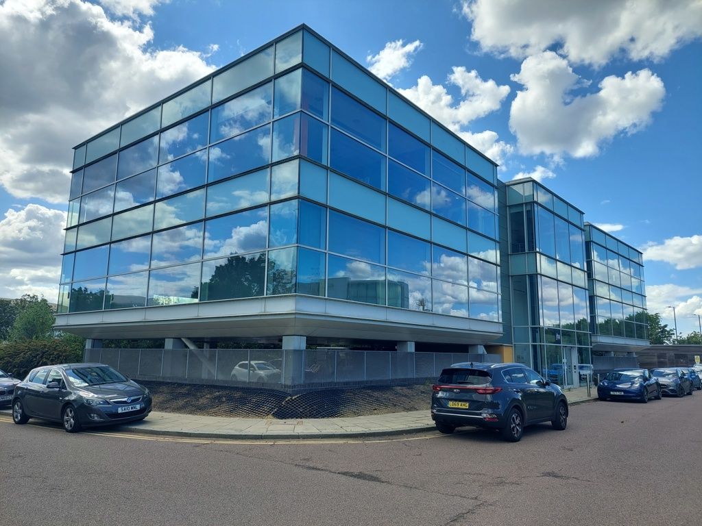 Office to let in First Floor, Unit F, Lakeside Boulevard, Doncaster, South Yorkshire DN4, £36,420 pa