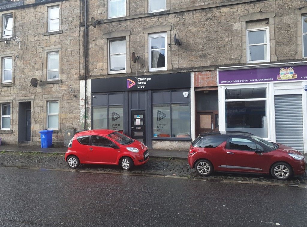 Retail premises to let in 45, Cowane Street, Stirling FK8, £8,000 pa