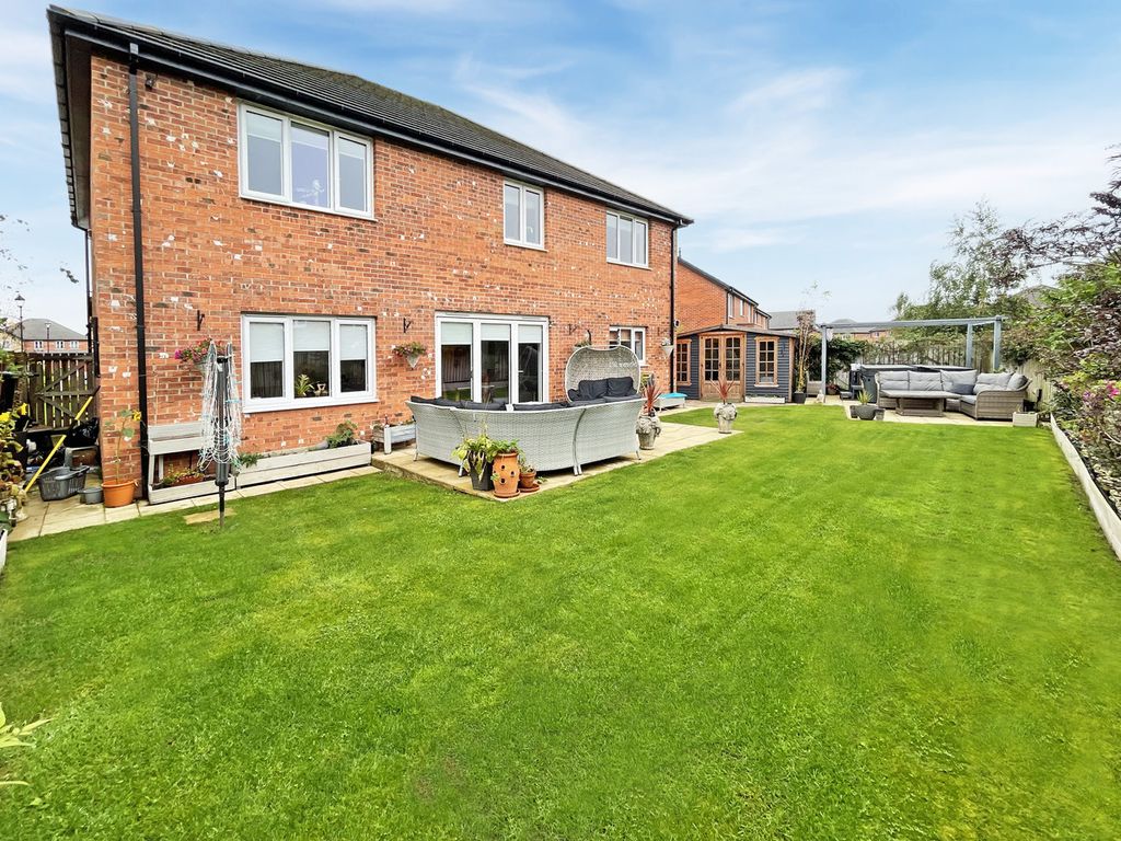 5 bed detached house for sale in Silvermede Road, Billingham TS22, £455,000