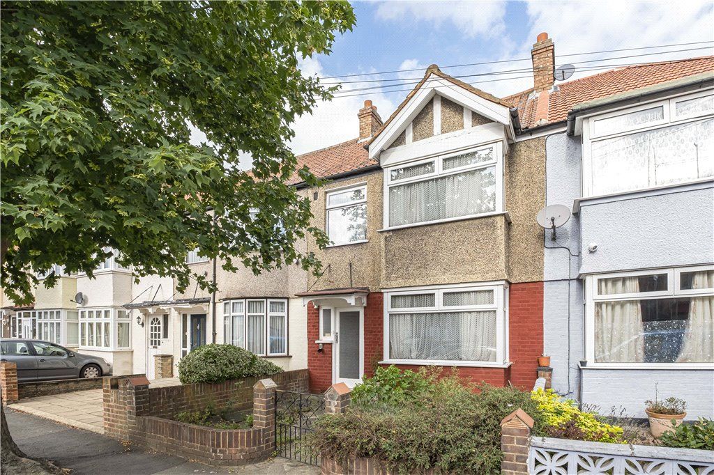 3 bed terraced house for sale in Manor Way, Mitcham CR4, £375,000