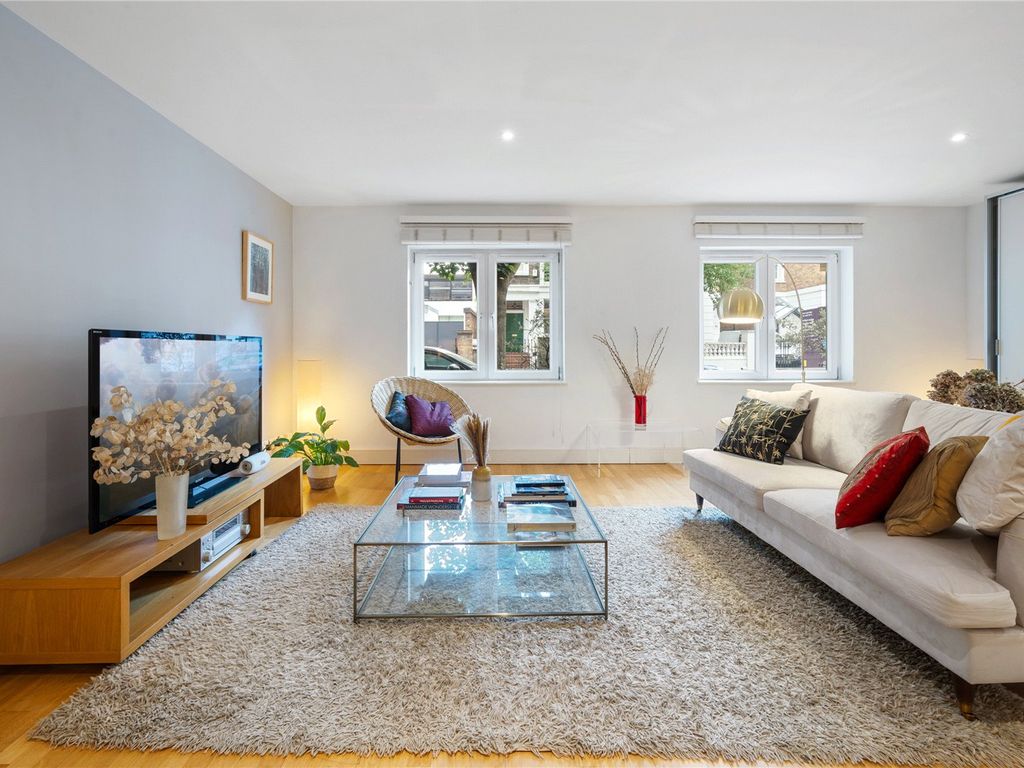 2 bed property for sale in Hereford Road, Notting Hill W2, £1,500,000