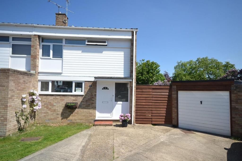 3 bed end terrace house for sale in Sonning Common, Cul De Sac Position RG4, £400,000