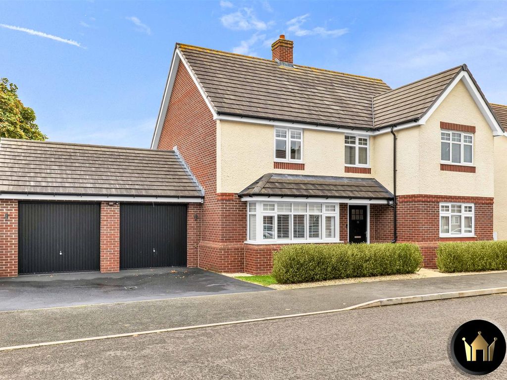 5 bed detached house for sale in Bomford Way, Salford Priors, Evesham WR11, £550,000