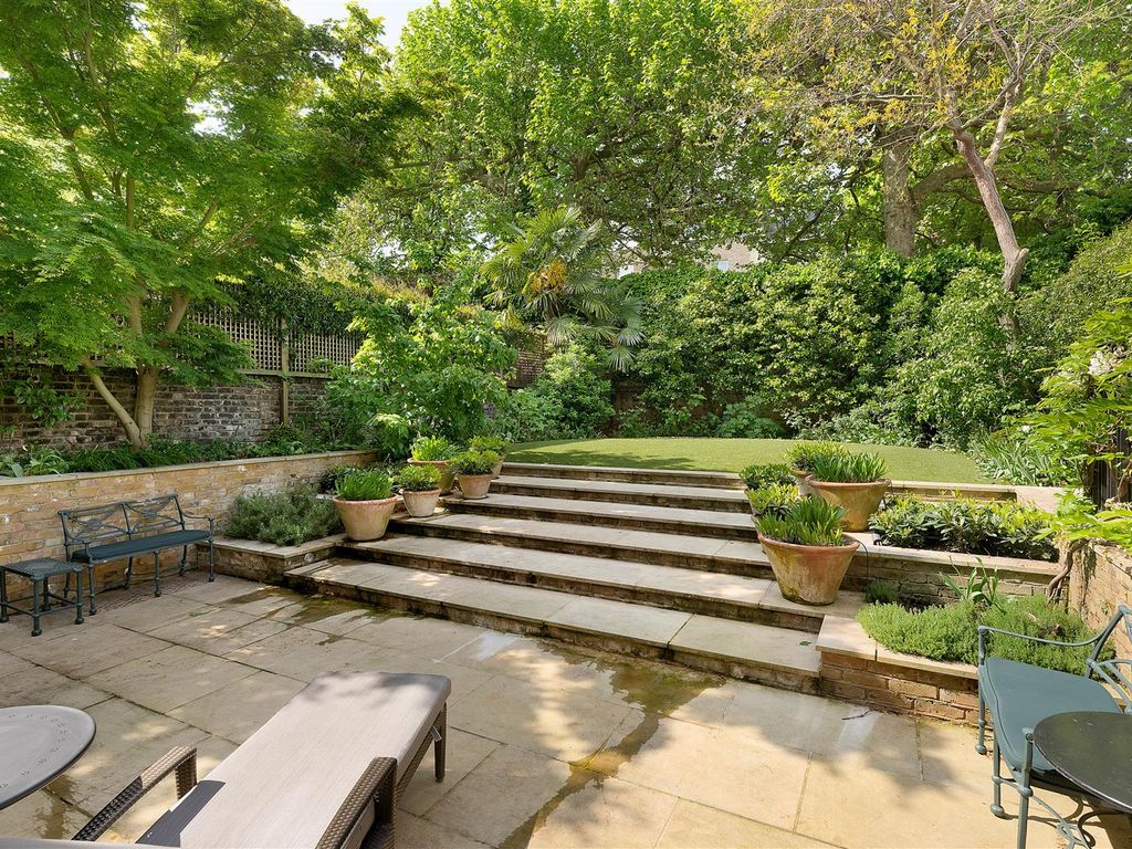 5 bed property for sale in Gilston Road, London SW10, £14,950,000