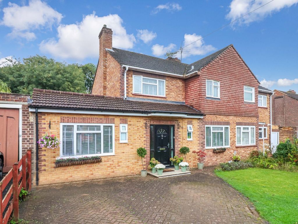 4 bed semi-detached house for sale in Heath Road, Beaconsfield, Buckinghamshire HP9, £750,000