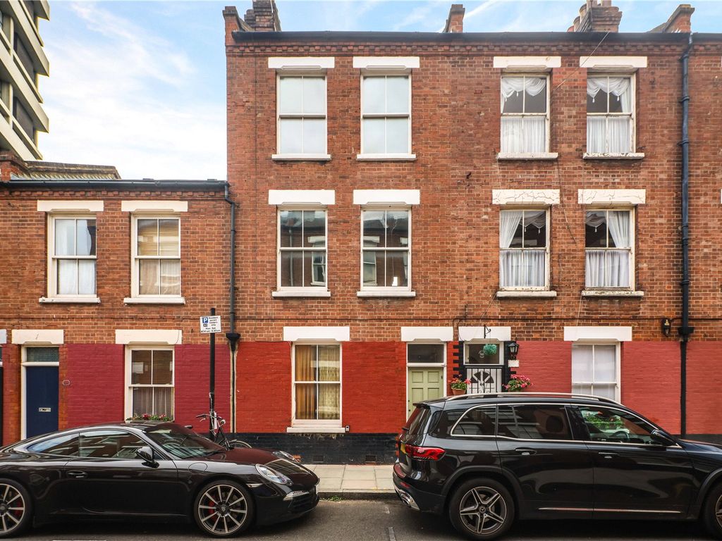 3 bed terraced house for sale in Canrobert Street, Bethnal Green, London E2, £825,000