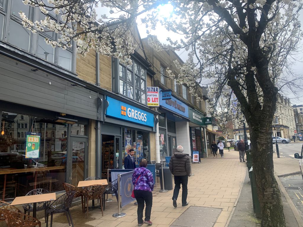 Retail premises to let in 3 Station Plaza, Station Road, Ilkley LS29, £31,500 pa