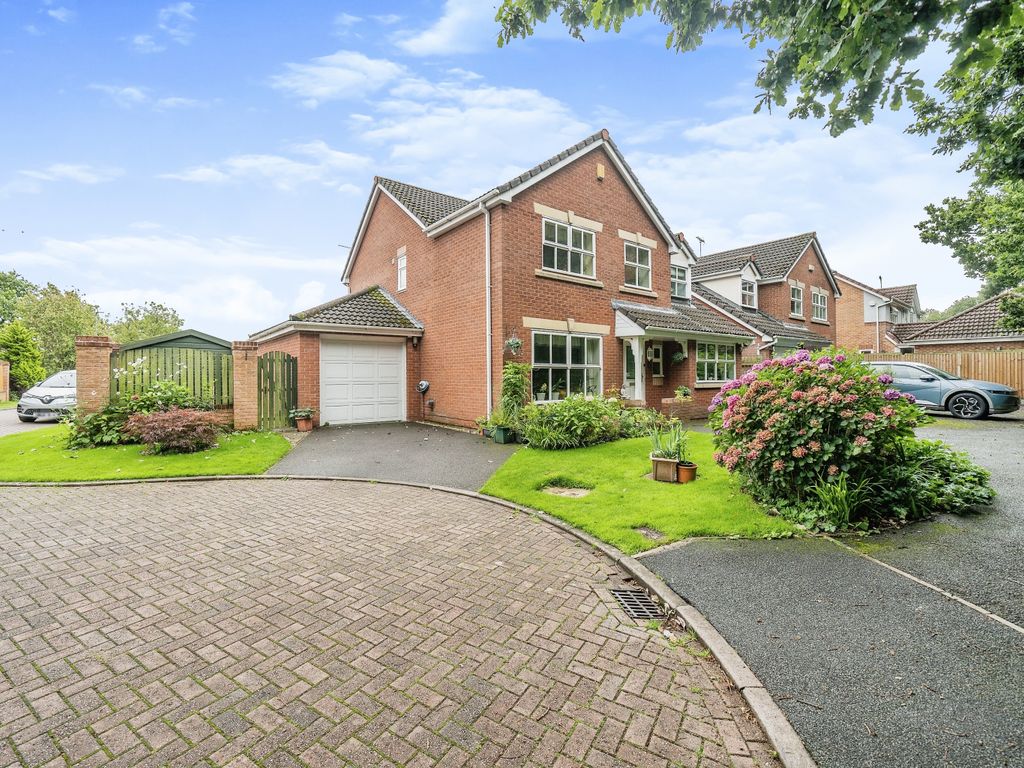 5 bed detached house for sale in Fair Isles Close, Ellesmere Port, Cheshire CH65, £450,000