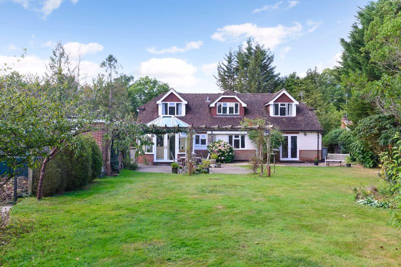 4 bed detached house for sale in Chalk Road, Ifold, Loxwood, Billingshurst RH14, £760,000