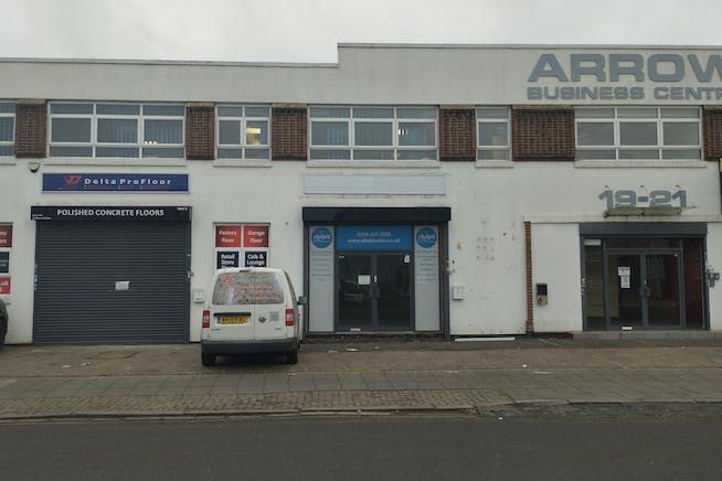 Industrial to let in Unit 3 Arrow Business Centre, 19 Aintree Road, Perivale UB6, £18,500 pa