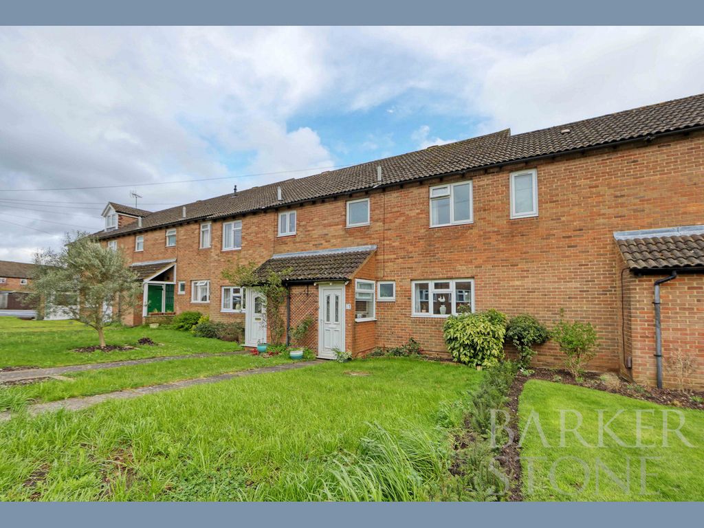 3 bed terraced house for sale in Eliot Drive, Marlow SL7, £425,000