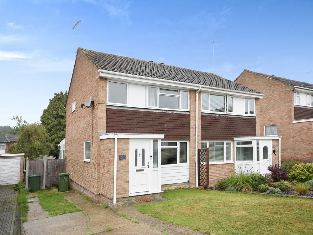 3 bed semi-detached house for sale in The Swallows, Billericay CM11, £400,000