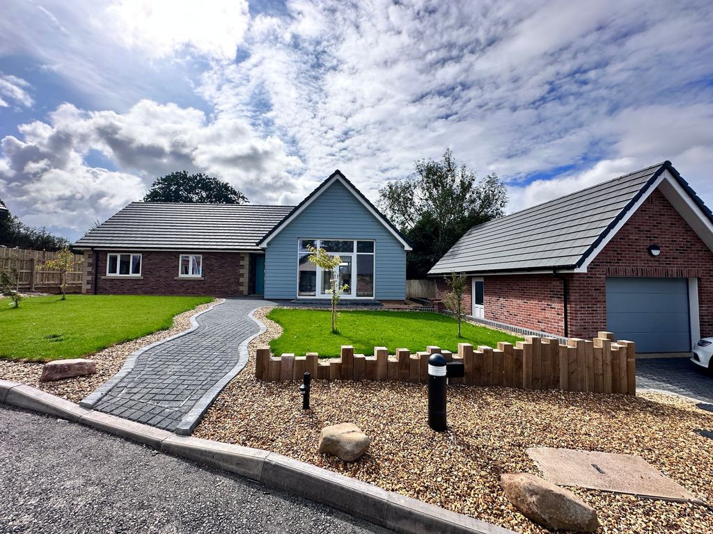 New home, 3 bed detached bungalow for sale in Ridge Close, Scotby CA4, £475,000