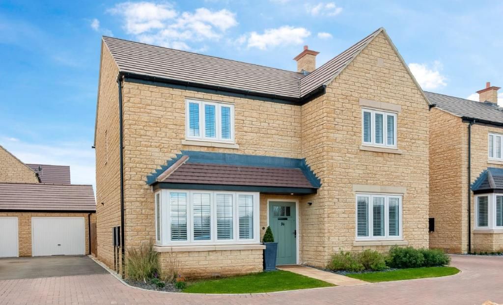 4 bed detached house for sale in Chipping Norton, Oxfordshire OX7, £650,000