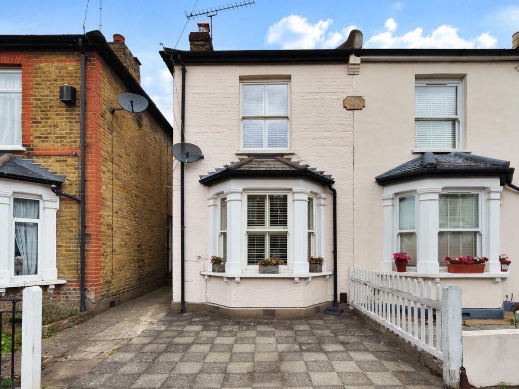 3 bed semi-detached house for sale in Canbury Park Road, Kingston Upon Thames KT2, £875,000