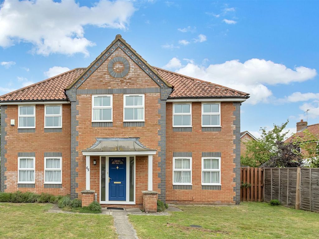 5 bed detached house for sale in Arlington Way, Thetford IP24, £495,000