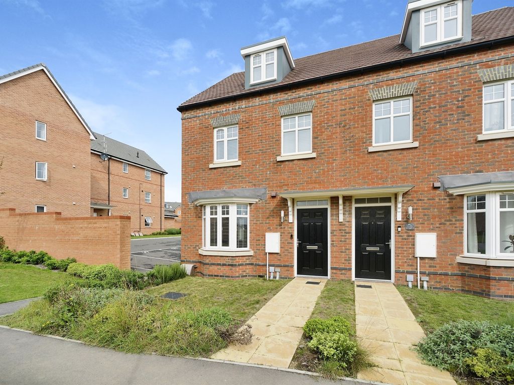 3 bed semi-detached house for sale in Chaffinch Walk, Peacehaven BN10, £390,000