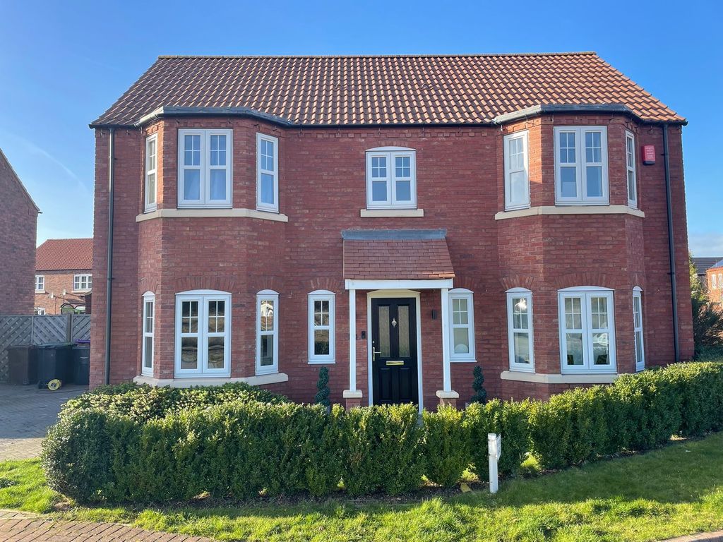 4 bed detached house for sale in Grafham Drive, Waddington, Lincoln LN5, £475,000