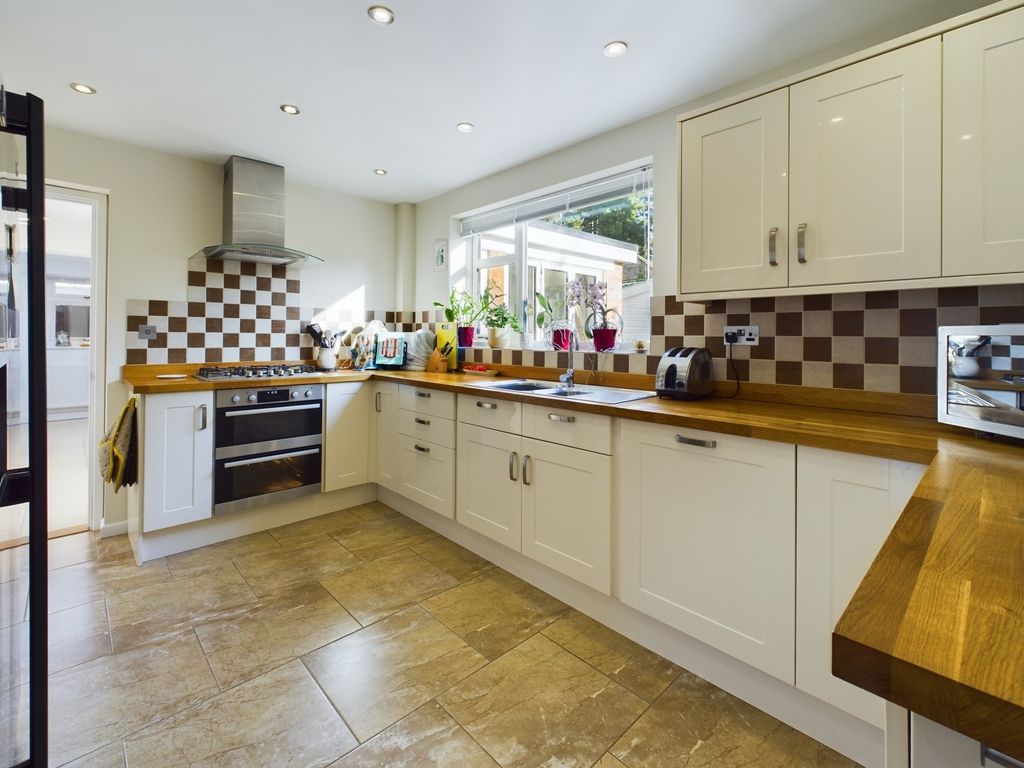 4 bed property for sale in Mackenzie Road, Thetford, Norfolk IP24, £425,000
