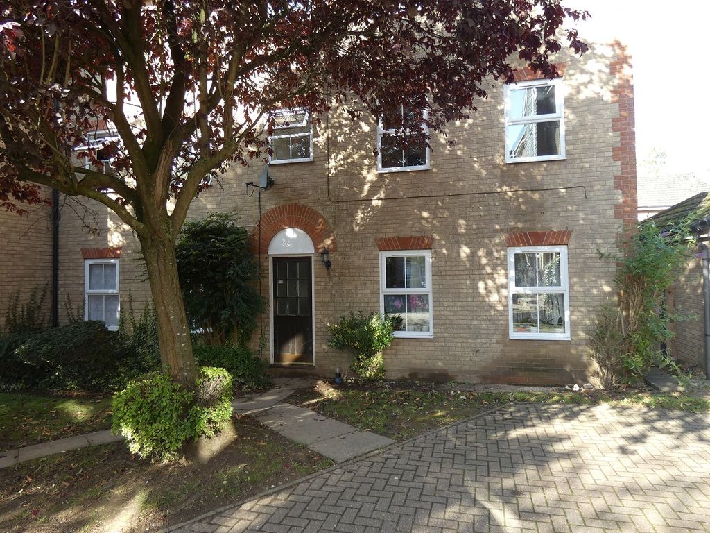 1 bed flat to rent in Ben Culey Drive, Thetford IP24, £700 pcm