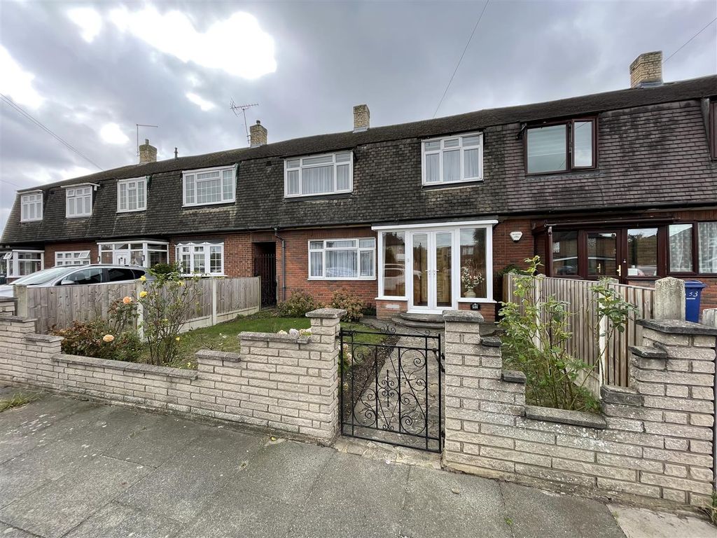 3 bed terraced house for sale in Broxburn Drive, South Ockendon RM15, £350,000