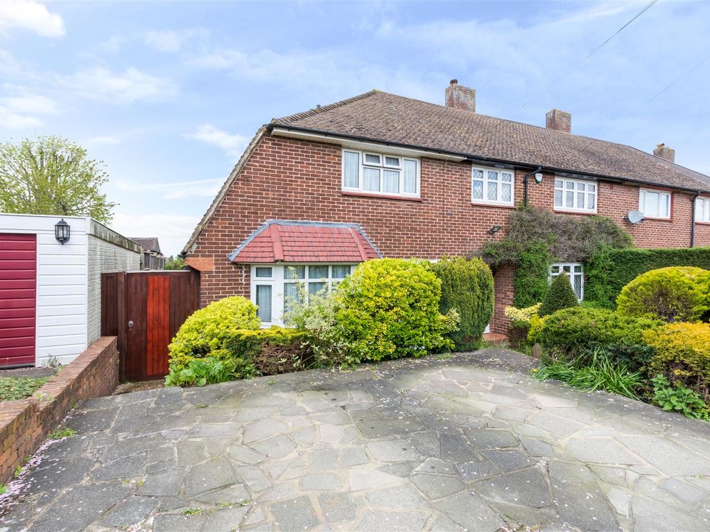 2 bed end terrace house for sale in Arundel Drive, Chelsfield, Orpington BR6, £450,000