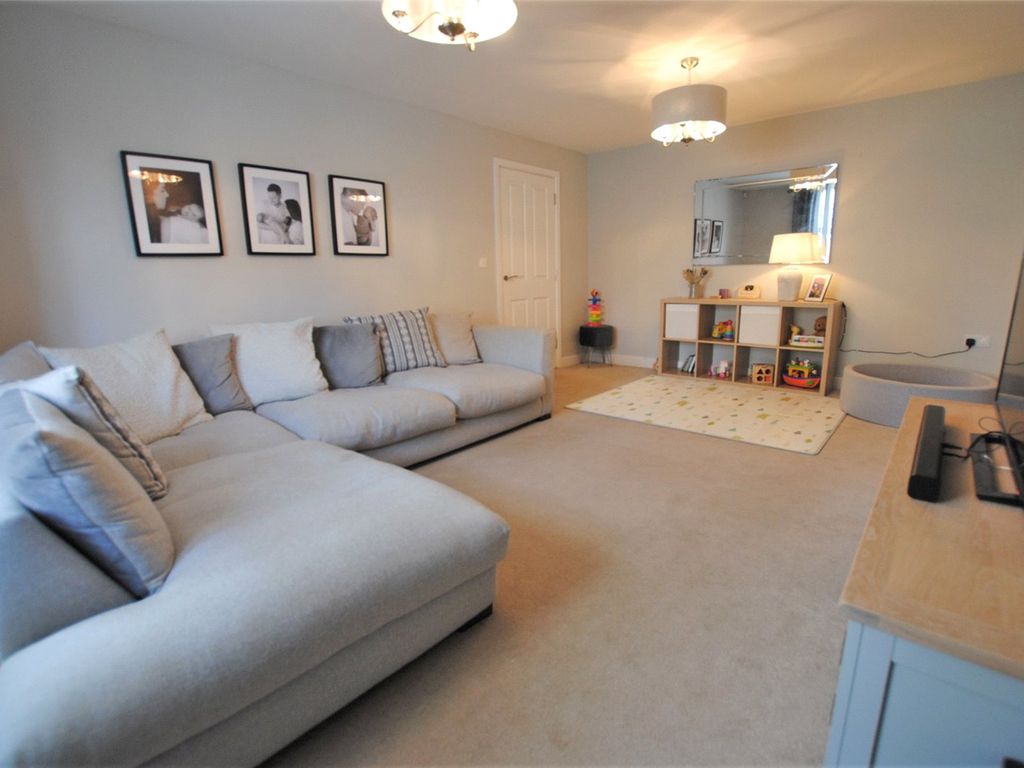 4 bed detached house for sale in Cypress Crescent, Cardiff CF3, £460,000