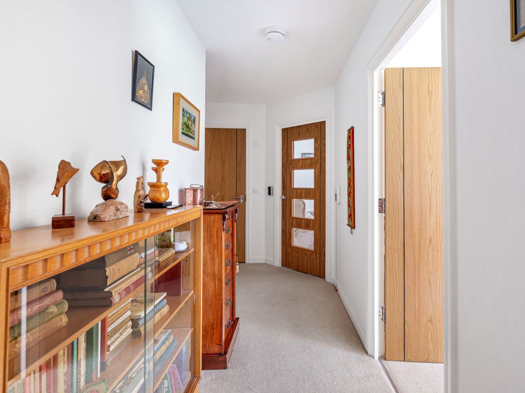 2 bed flat for sale in Mercer Way, Tetbury GL8, £330,000