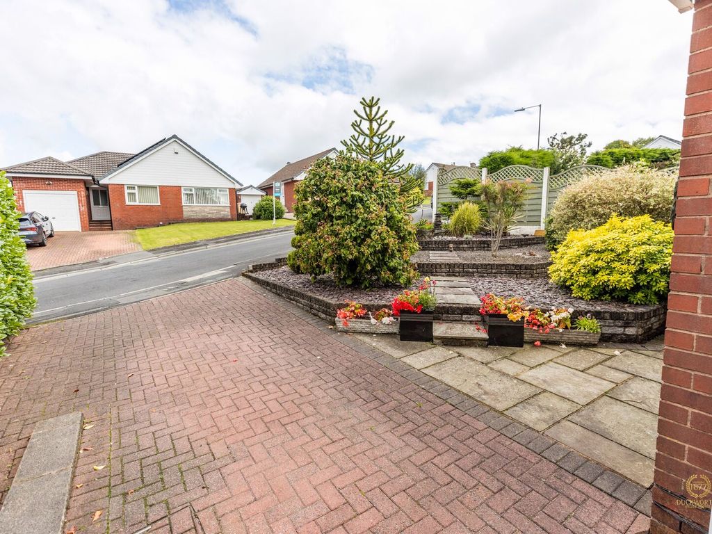 3 bed bungalow for sale in Little Moor Clough, Bolton BL7, £350,000