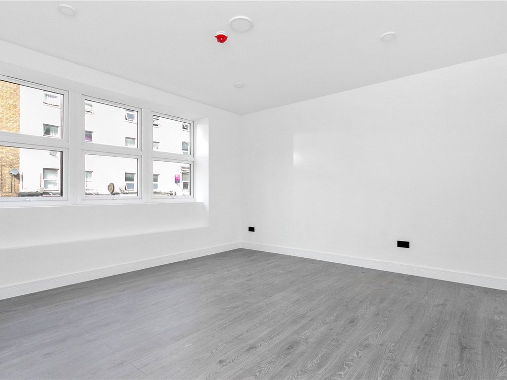 Studio to rent in Kingsland High Street, London E8, £1,500 pcm