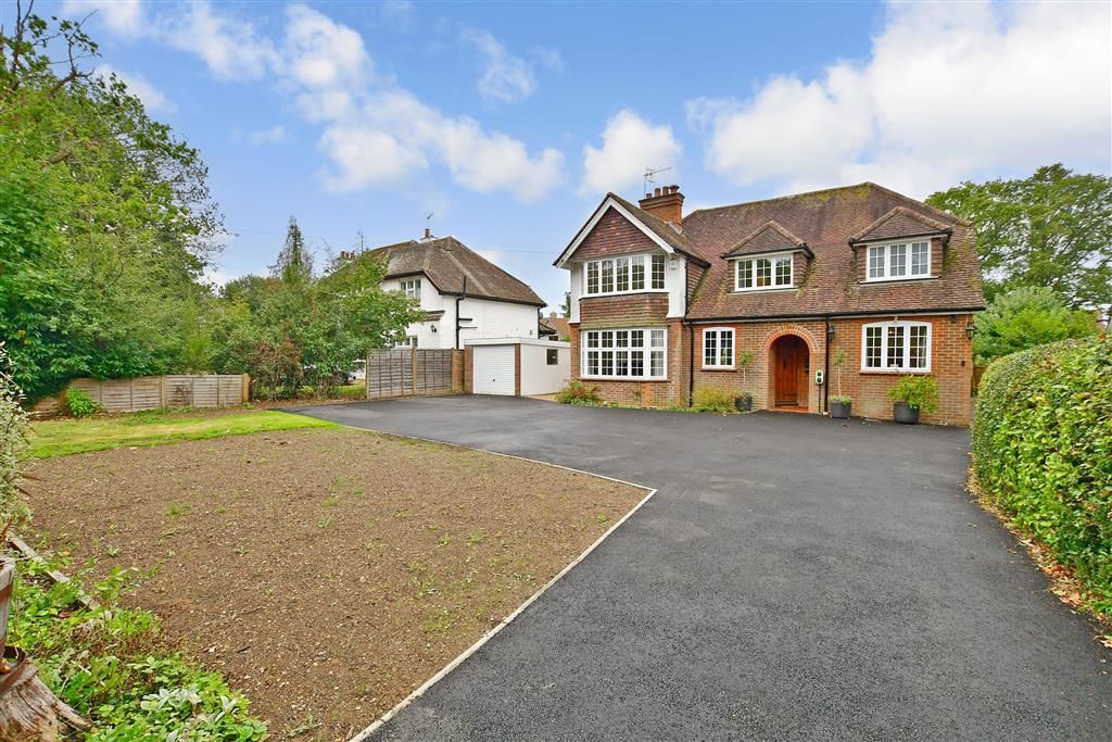 4 bed detached house for sale in Horsham Road, Cranleigh, Surrey GU6, £1,100,000