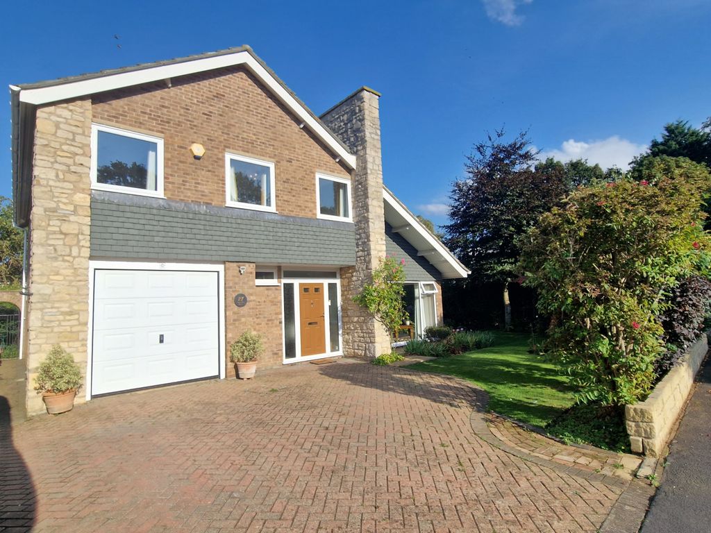 4 bed detached house for sale in Wesley Close, Sleaford NG34, £425,000