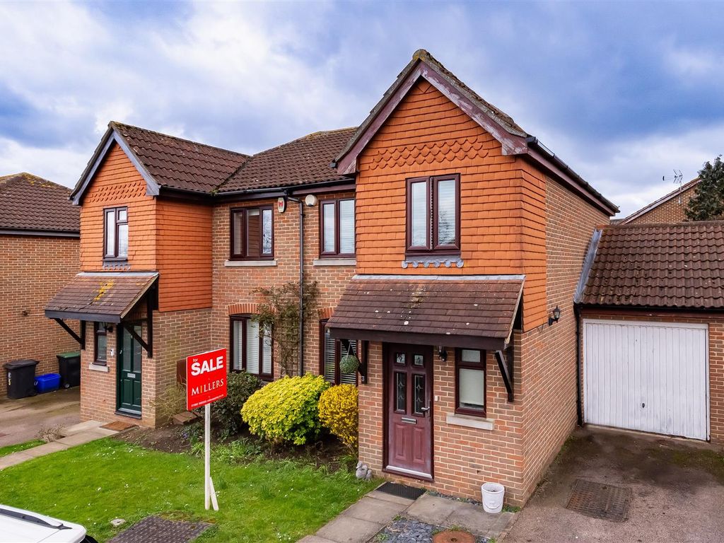 3 bed semi-detached house for sale in Green Close, Epping Green, Epping CM16, £510,000