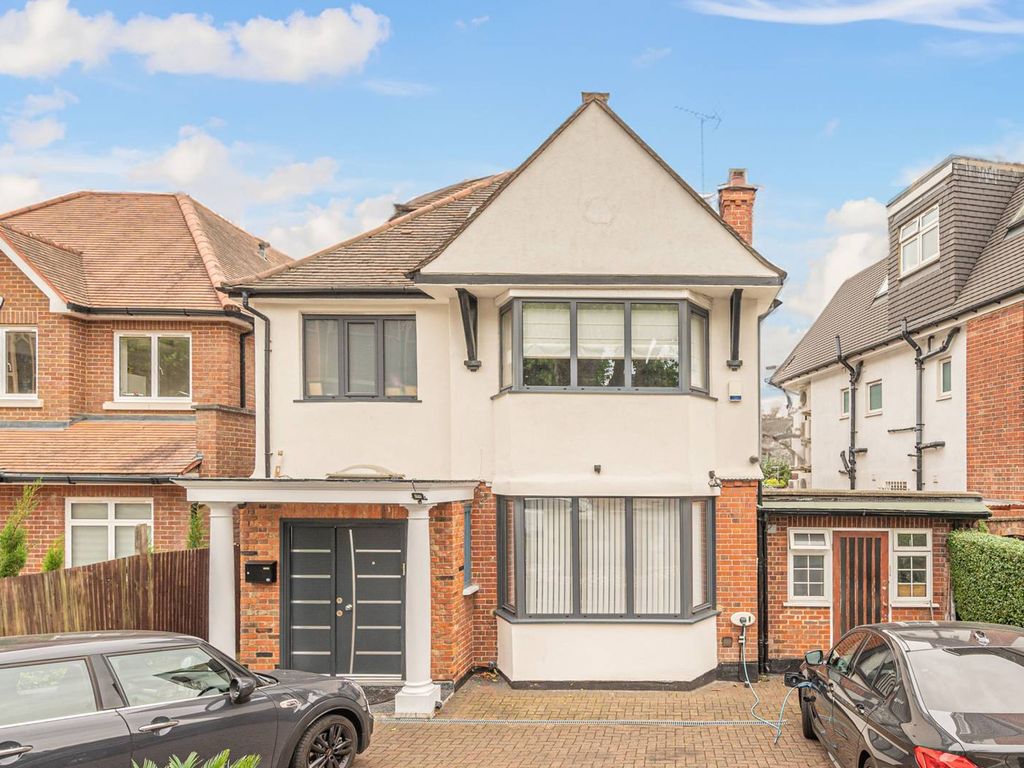 6 bed property for sale in Cranbourne Gardens, Temple Fortune, London NW11, £2,875,000
