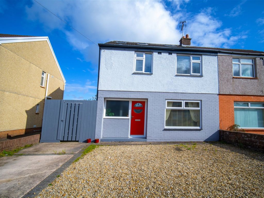 3 bed semi-detached house for sale in Maes Glas, Caerphilly CF83, £300,000