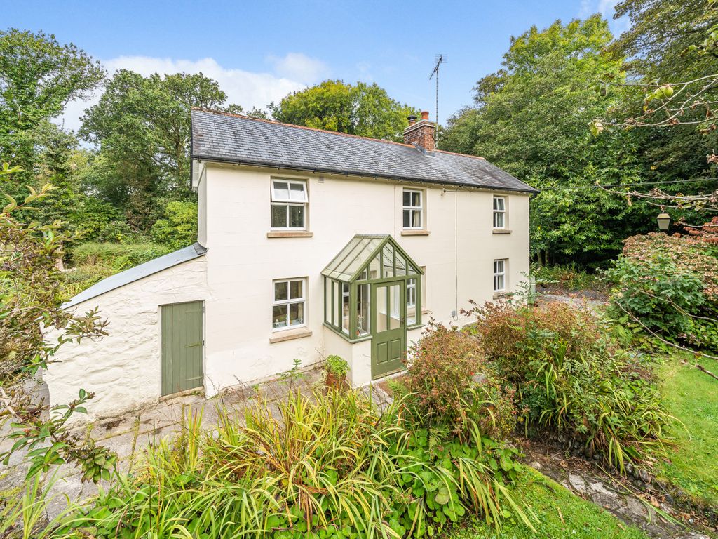 3 bed cottage for sale in St. Keverne, Helston, Cornwall TR12, £625,000