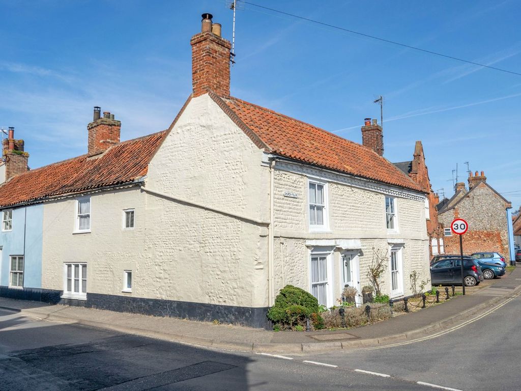 2 bed cottage for sale in Church Plain, Wells-Next-The-Sea NR23, £435,000