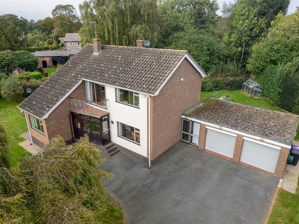3 bed detached house for sale in Stonehouse Drive, West Felton, Oswestry SY11, £465,000