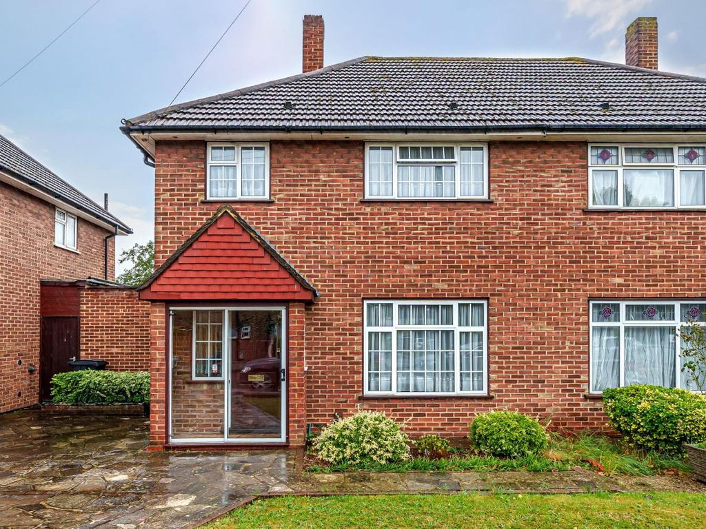 3 bed semi-detached house for sale in Elm Road, New Malden KT3, £650,000