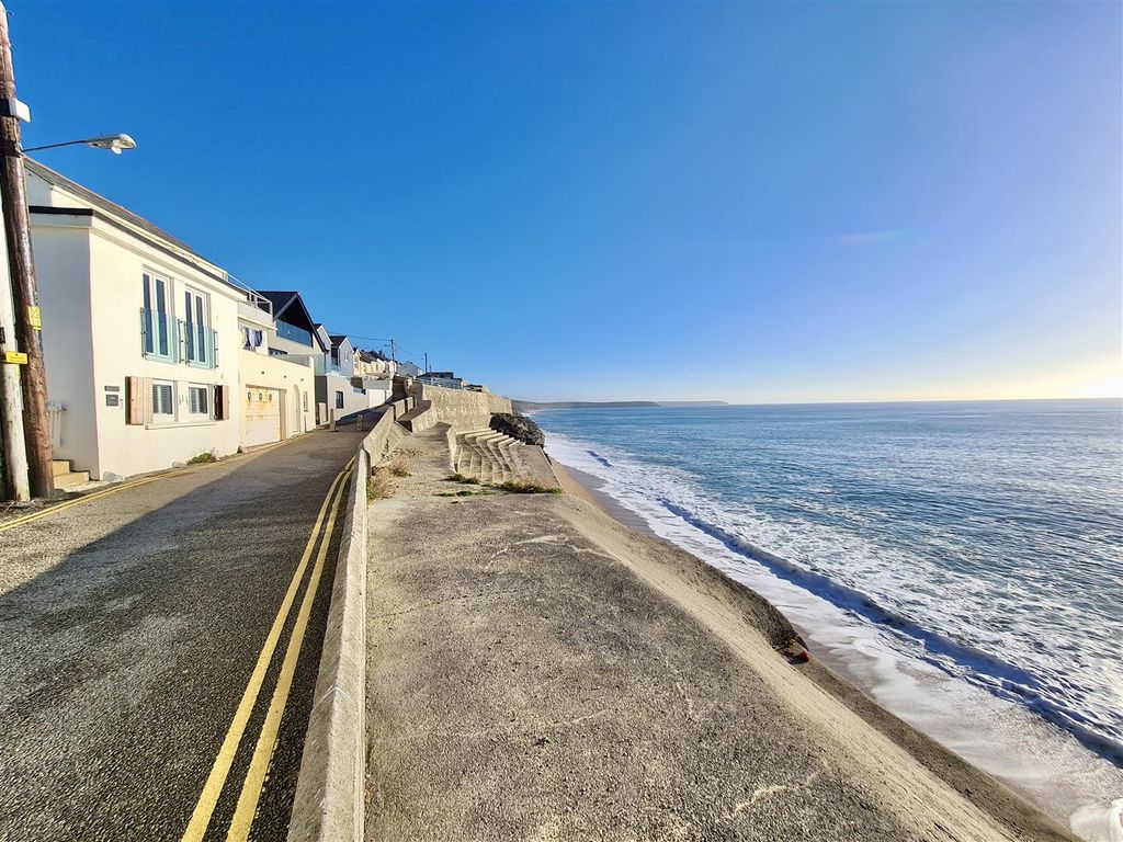 1 bed end terrace house for sale in Mounts Road, Porthleven, Helston TR13, £395,000