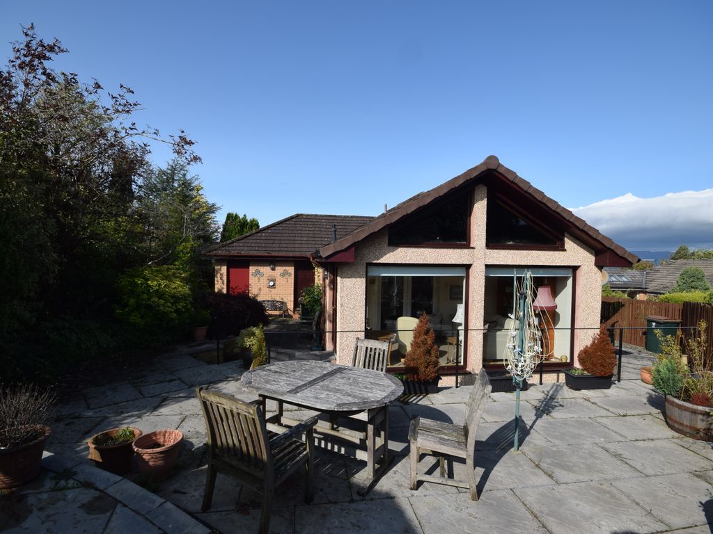 3 bed detached bungalow for sale in Castleton Park, Auchterarder PH3, £325,000