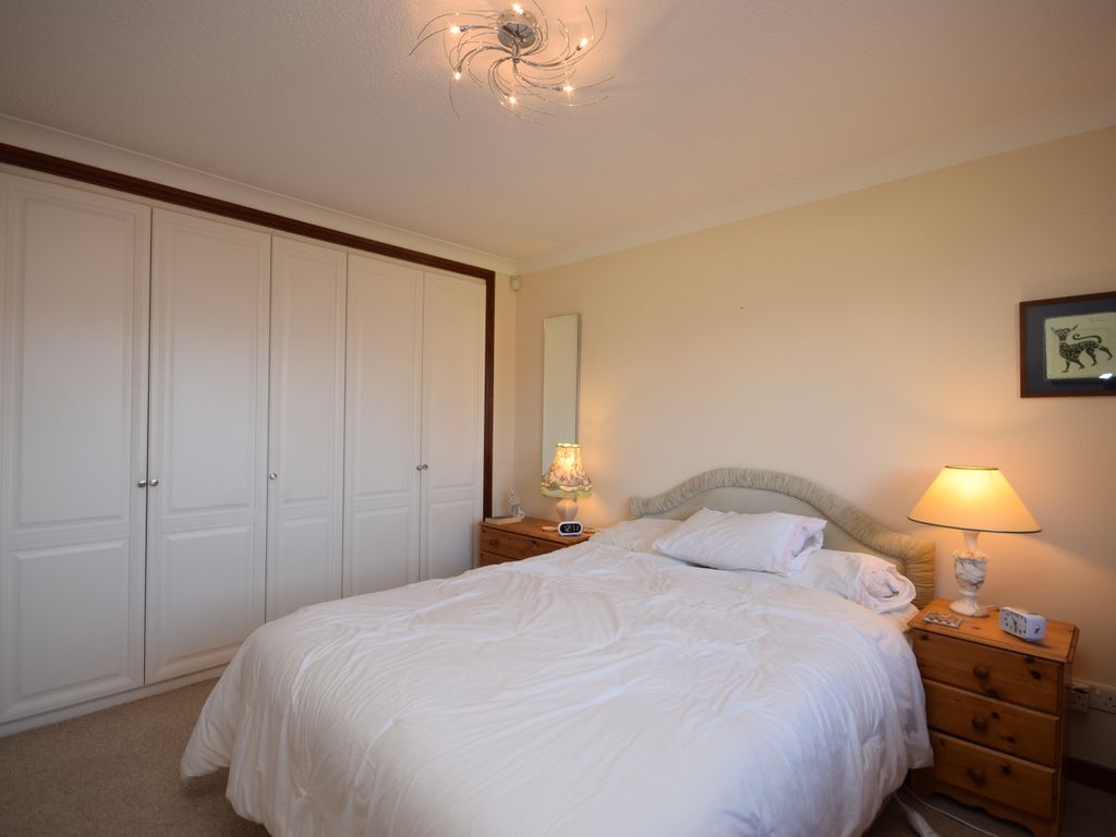 3 bed detached bungalow for sale in Castleton Park, Auchterarder PH3, £325,000