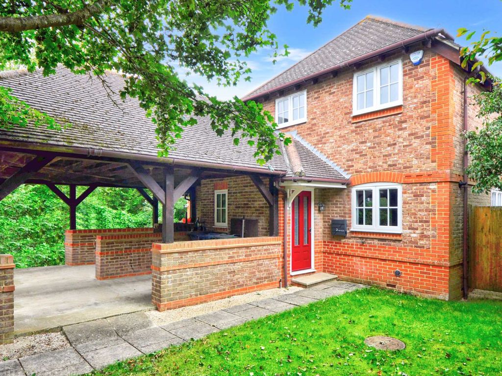 3 bed semi-detached house for sale in Trout Hollow, Saunderton - No Onward Chain! HP27, £550,000